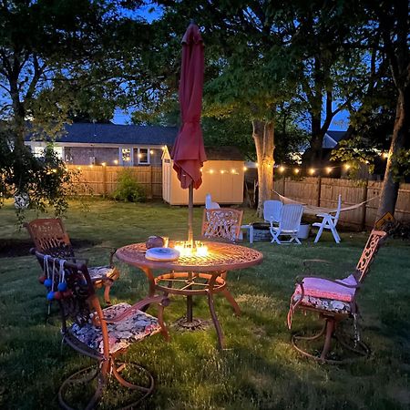 A Cozy Cape House Steps To Restaurants & Beaches ~1.4 Miles Down Scenic Roads Yarmouth Port Exterior foto
