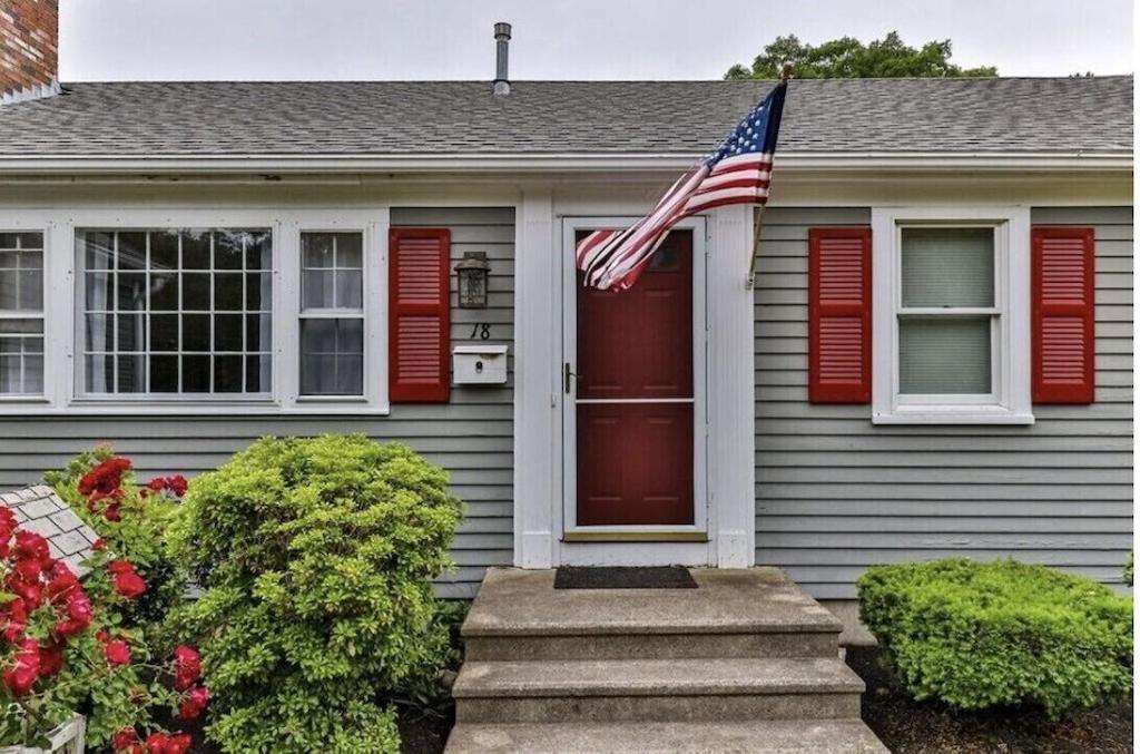 A Cozy Cape House Steps To Restaurants & Beaches ~1.4 Miles Down Scenic Roads Yarmouth Port Exterior foto