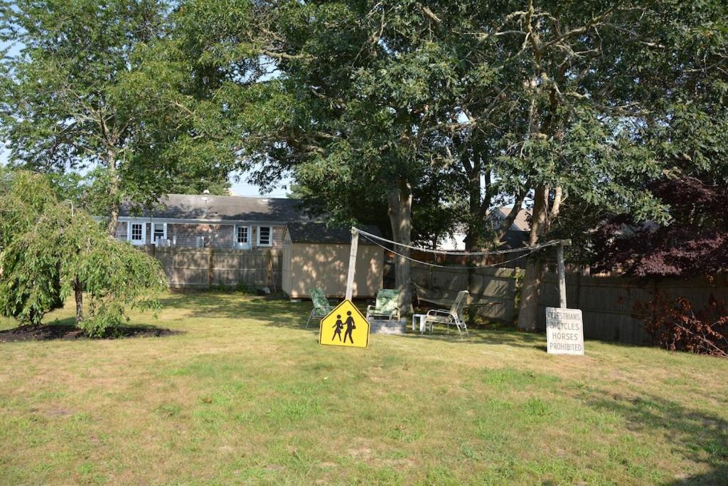 A Cozy Cape House Steps To Restaurants & Beaches ~1.4 Miles Down Scenic Roads Yarmouth Port Exterior foto