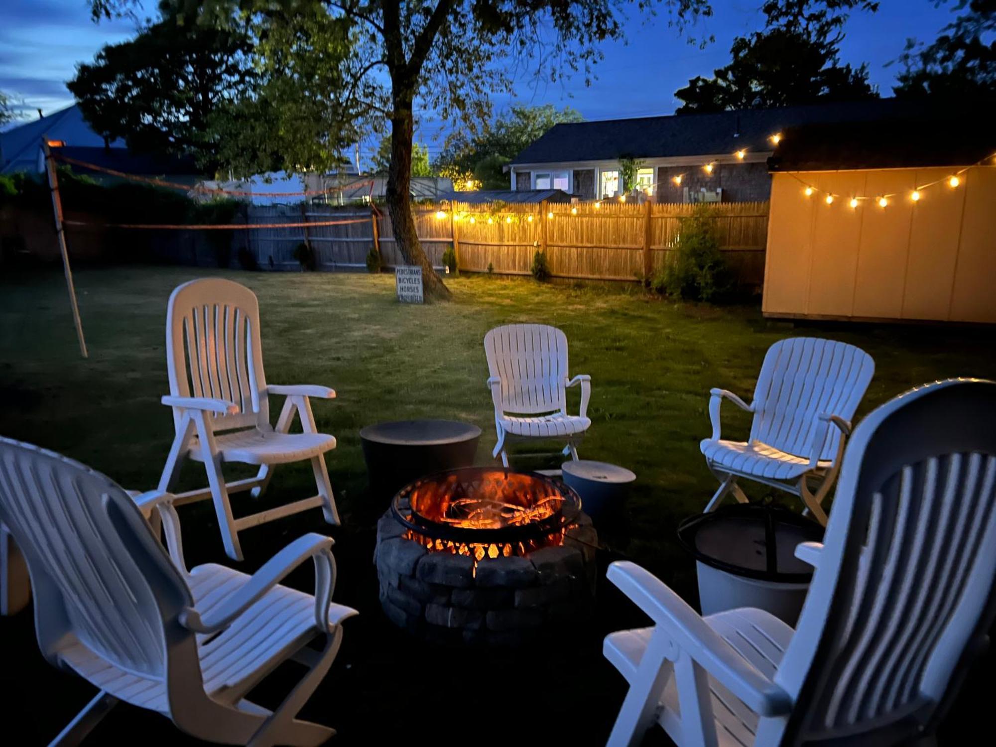 A Cozy Cape House Steps To Restaurants & Beaches ~1.4 Miles Down Scenic Roads Yarmouth Port Exterior foto